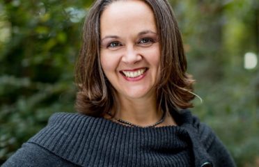 Dr. Guin Bennett, MPH, DC